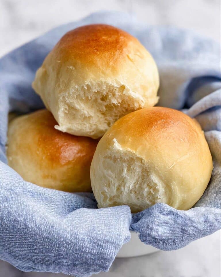 Texas Roadhouse Rolls with Cinnamon Honey Butter Recipe