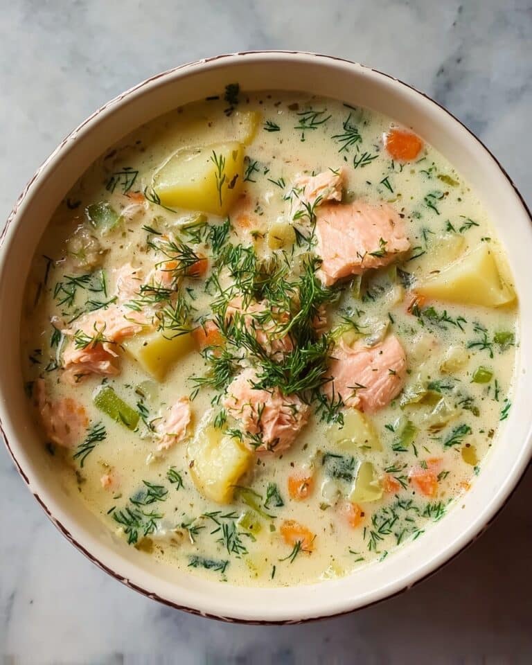 Creamy Dill Salmon Soup with Potatoes and Leeks Recipe